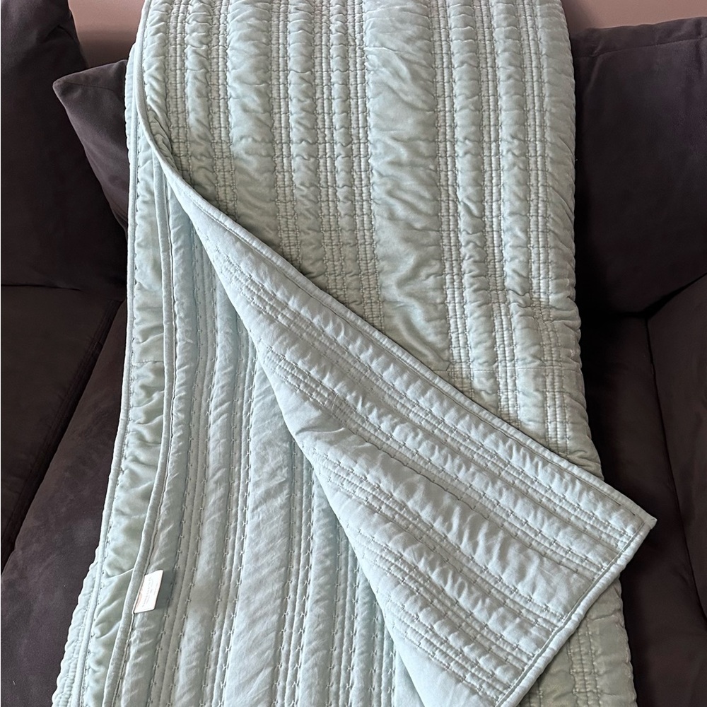 Threshold light teal blue, full/queen velveteen coverlet - Picture 3 of 6